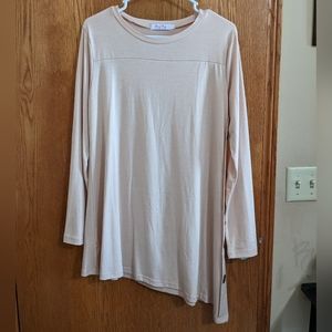 *NWOT* HaLife tunic - size M